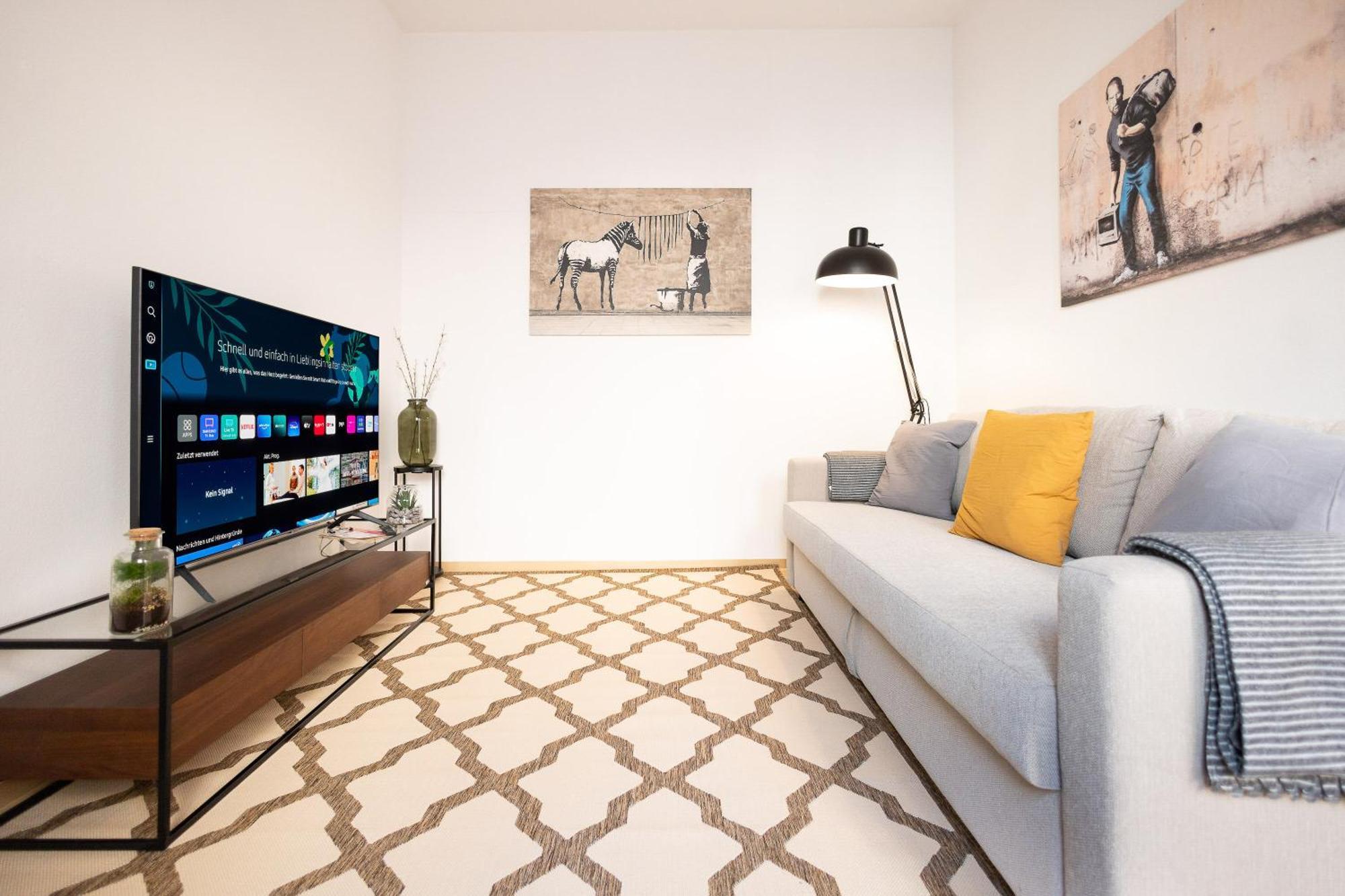 Ko-Living Space An Der Oper - Street Art Design Apartments Галль Экстерьер фото