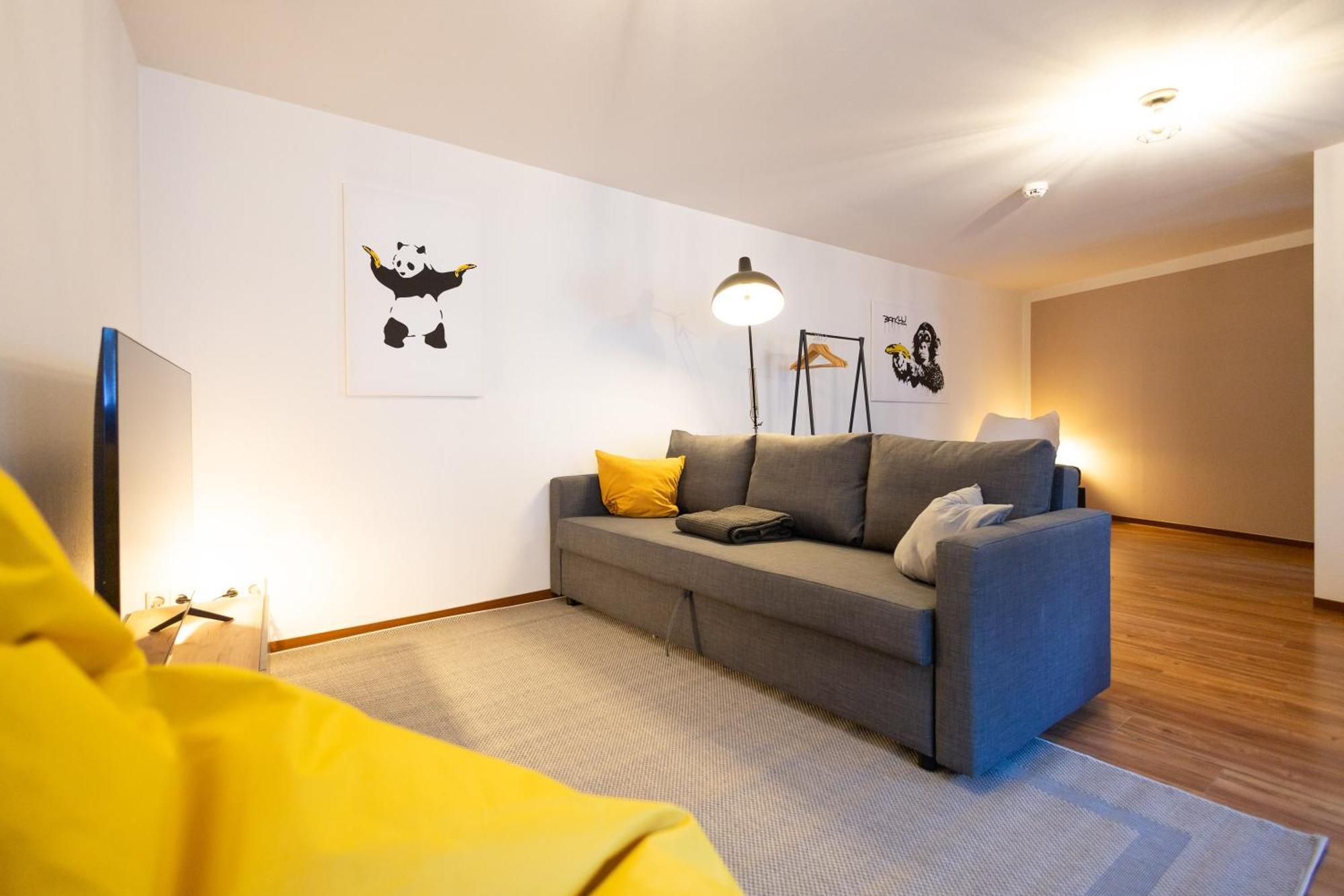 Ko-Living Space An Der Oper - Street Art Design Apartments Галль Экстерьер фото