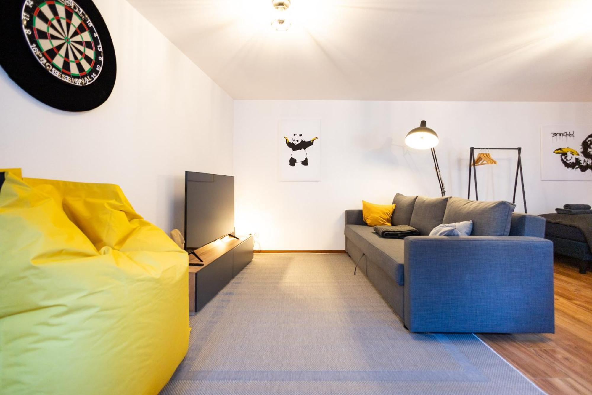 Ko-Living Space An Der Oper - Street Art Design Apartments Галль Экстерьер фото
